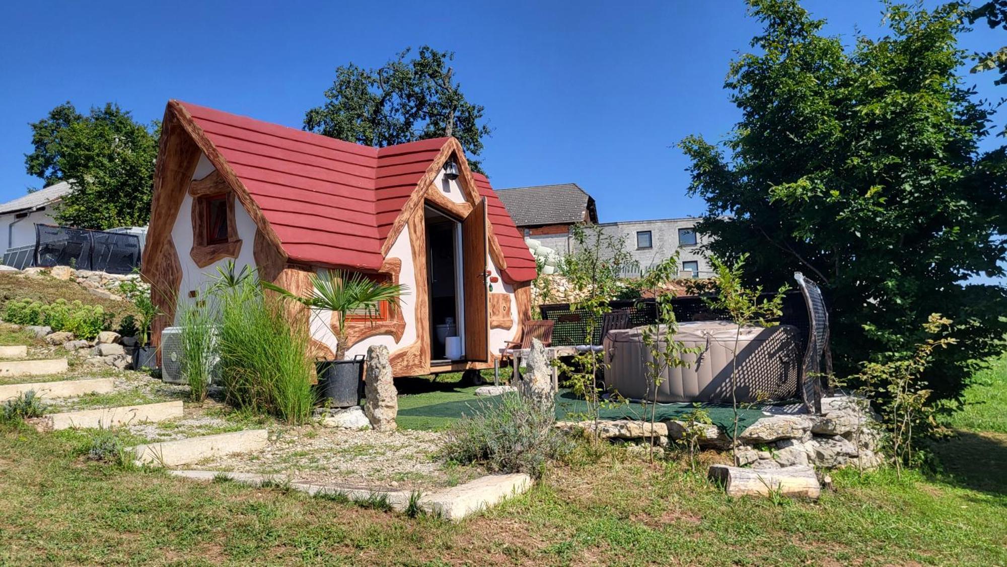 Glamping Na Vrhu Holiday home Visnja Gora